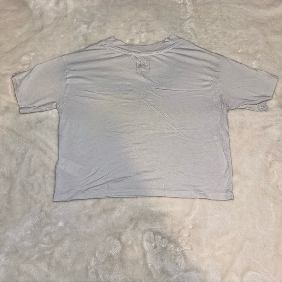 The North Face Cropped Yellow/Grey Graphic Thin Soft Tshirt Size XS - Picture 6 of 7